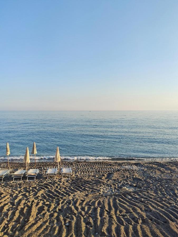 Casa Mare D'Arancio Διαμέρισμα Bordighera Εξωτερικό φωτογραφία